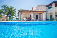 Beautiful Villa Medvidići Villa u Istri s bazenom za najam